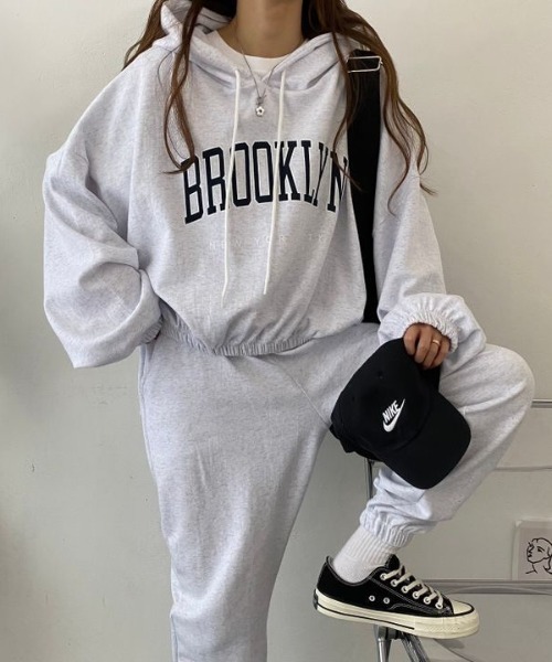 MYMOOD.（マイムード）の「【上下2点セット】カレッジロゴ フーディースウェットセットアップ ルームウェア（その他ルームウェア・レディース・ピンク/グレー/グリーン/ライトグレー/ブラック・FREE）」の12枚目の写真
