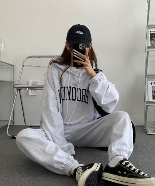 MYMOOD.（マイムード）の「【上下2点セット】カレッジロゴ フーディースウェットセットアップ ルームウェア（その他ルームウェア・レディース・ピンク/グレー/グリーン/ライトグレー/ブラック・FREE）」の18枚目の写真