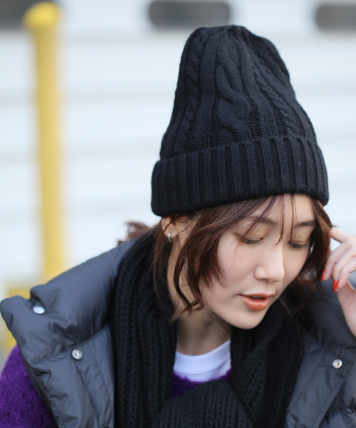 JOURNAL STANDARD relume（ジャーナルスタンダード　レリューム）の「【HTS / エイチティーエス】CABLE WATCH CAP：キャップ（ニットキャップ/ビーニー・レディース・ブルー/ブラック/ホワイト×ホワイト/ベージュ系その他・FREE）」の3枚目の写真