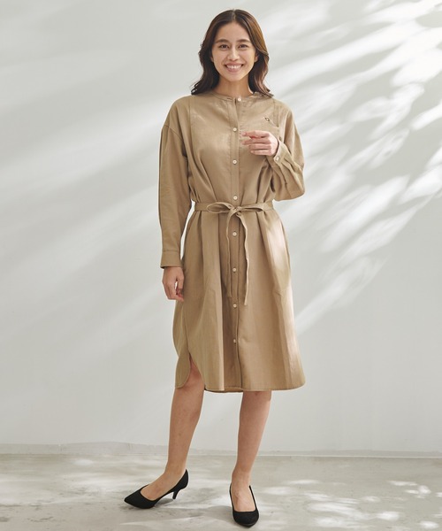 Arnold Palmer（アーノルドパーマー）の「ソフトコーデュロイ シャツ ワンピース（シャツワンピース・レディース・ベージュ/ブルー・S/L/M）」の7枚目の写真