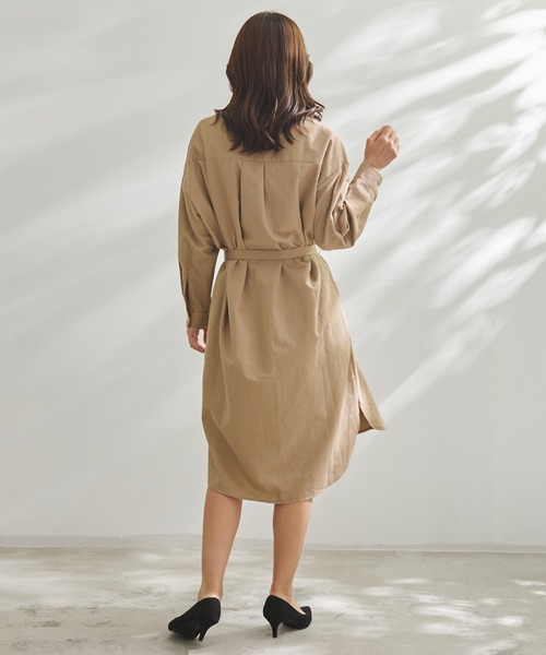 Arnold Palmer（アーノルドパーマー）の「ソフトコーデュロイ シャツ ワンピース（シャツワンピース・レディース・ベージュ/ブルー・S/L/M）」の9枚目の写真