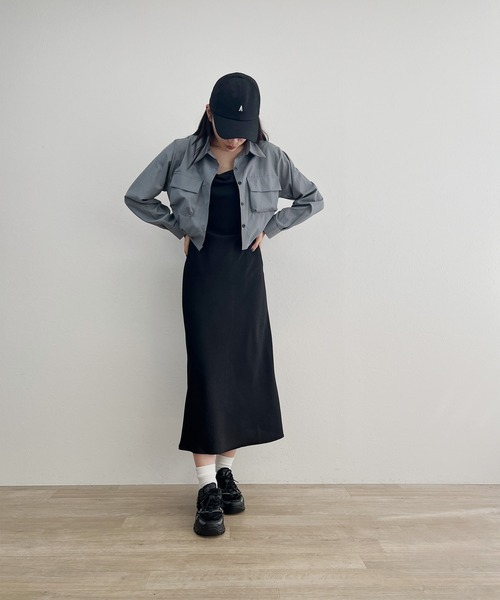 ISOOK(アイスー)の「【ISOOK / アイスー】サテンロングキャミワンピース / サテンワンピ ロング丈 キャミワンピ ドレス ZOZOTOWN限定(ワンピース・レディース・ブラック/アイボリー・FREE)」の16枚目の写真