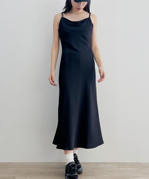 【即日発送】SENEE サテンキャミワンピース アイボリー　S 即日発送】SENEE サテンキャミワンピース アイボリー S