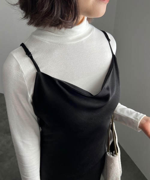 ISOOK(アイスー)の「【ISOOK / アイスー】サテンロングキャミワンピース / サテンワンピ ロング丈 キャミワンピ ドレス ZOZOTOWN限定(ワンピース・レディース・ブラック/アイボリー・FREE)」の7枚目の写真