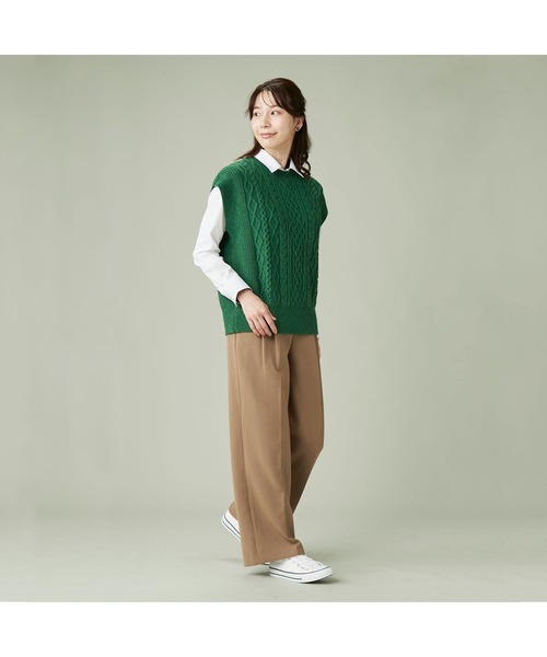 Pitta Re:)（ピッタリ）の「ラムウール混 ケーブルニットベスト（ベスト・レディース・グリーン/モカ/チャコール・L/M）」の6枚目の写真