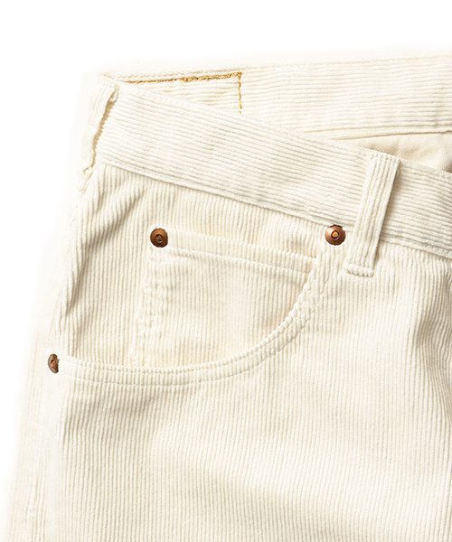 BEAMS PLUS（ビームスプラス）の「BEAMS PLUS / コーデュロイ スリム5ポケットパンツ（その他パンツ・メンズ・オフホワイト/ネイビー/グレー/ライトブラウン・SMALL/MEDIUM/LARGE/X-SMALL/X-LARGE）」の7枚目の写真