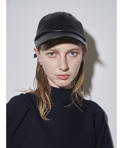 ELENDEEK（エレンディーク）の「ベンディングピアス（ピアス（両耳用）・レディース・ゴールド/シルバー・FREE）」の10枚目の写真