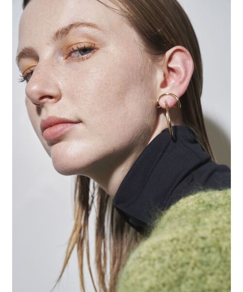 ELENDEEK（エレンディーク）の「ベンディングピアス（ピアス（両耳用）・レディース・ゴールド/シルバー・FREE）」の14枚目の写真