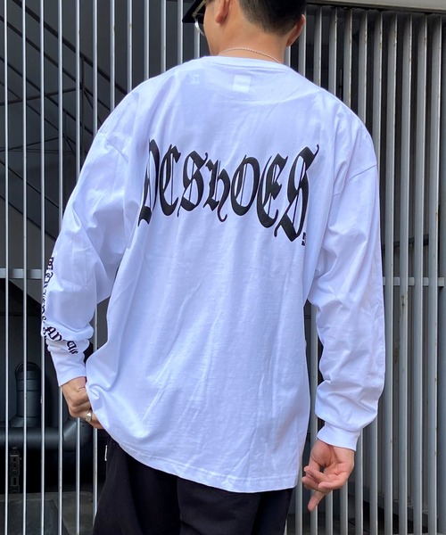 DC（ディーシー）の「DC/ディーシー ロンT バックプリント スリーブプリント ヘビーウェイト DLT241014（Tシャツ/カットソー・メンズ・ブラック/ホワイト/ベージュ・M/XL/L）」の2枚目の写真