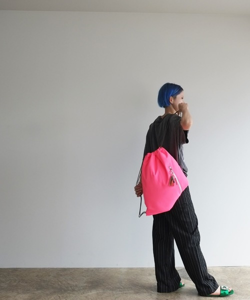 COMMON WARE（コモンウェアー）の「EM:cheek knapsack チークナップサック（バックパック/リュック・レディース・ブラック/グリーン/ピンク/イエロー・FREE）」の4枚目の写真