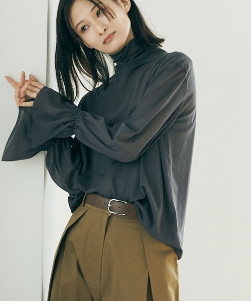 marjour(マージュール)の「SHEER HIGHNECK TOPS(Tシャツ/カットソー・レディース・アイボリー/チャコールグレー・M)」の19枚目の写真