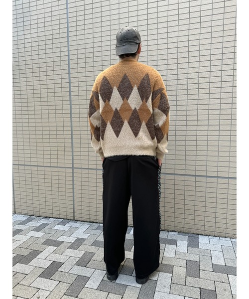 many men many mind（メニーメンメニーマインド）の「many men many mind /ナイロンシャギーｘアクリル　ルーズシルエット総柄クルー（ニット/セーター・メンズ・ブルー/ベージュ系その他/ベージュ/ネイビー系/グリーン/イエロー系その他・MEDIUM/LARGE）」の7枚目の写真