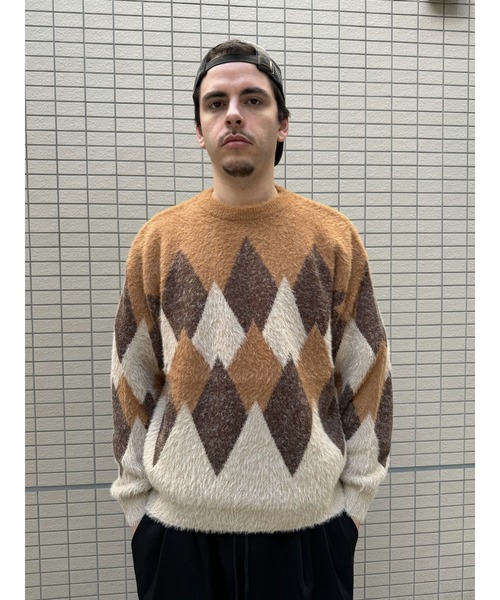 many men many mind（メニーメンメニーマインド）の「many men many mind /ナイロンシャギーｘアクリル　ルーズシルエット総柄クルー（ニット/セーター・メンズ・ブルー/ベージュ系その他/ベージュ/ネイビー系/グリーン/イエロー系その他・MEDIUM/LARGE）」の16枚目の写真