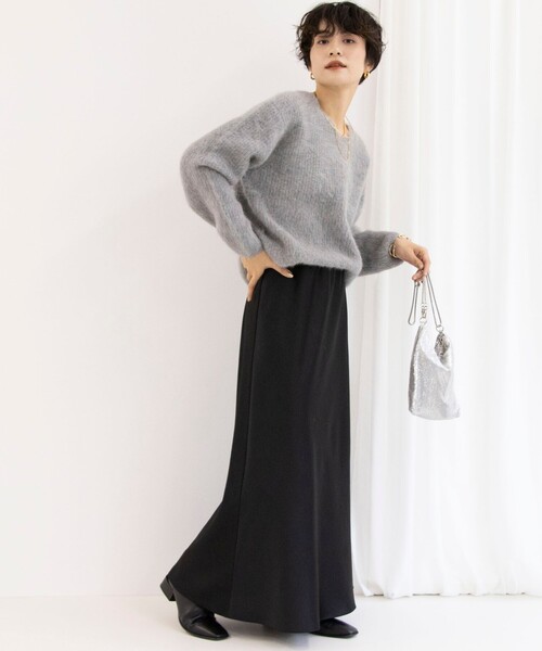 Rie Miller（リエミラー）の「ブルーFOX Vネックプルオーバーニット（ニット/セーター・レディース・ライトグレー/ブラウン/ネイビー・38）」の14枚目の写真