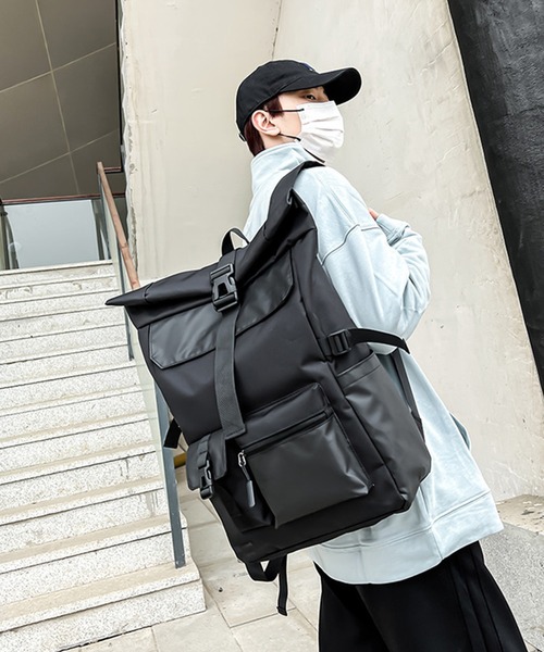 aimoha(アイモハ)の「aimoha outdoorユニセックスリュック(バックパック/リュック・レディース・ネイビー/ブラック・FREE)」の3枚目の写真