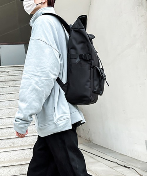 aimoha(アイモハ)の「aimoha outdoorユニセックスリュック(バックパック/リュック・レディース・ネイビー/ブラック・FREE)」の5枚目の写真