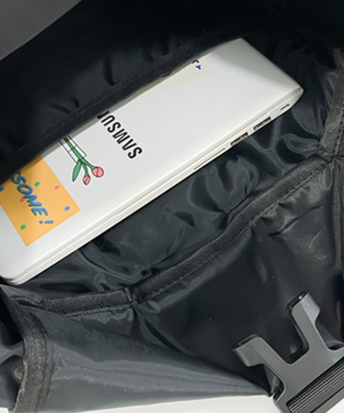 aimoha(アイモハ)の「aimoha outdoorユニセックスリュック(バックパック/リュック・レディース・ネイビー/ブラック・FREE)」の14枚目の写真