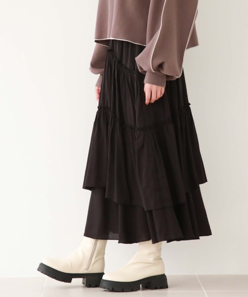 archives（アルシーヴ）の「ティアードボリュームイレヘムスカート（スカート・レディース・オレンジ/グリーン/オフホワイト/ブラック・MEDIUM）」の3枚目の写真