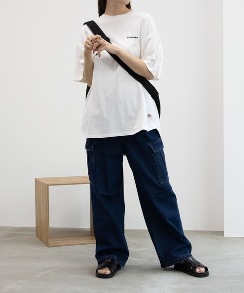 Dickies(ディッキーズ)の「Dickies ディッキーズ バック刺繍裾ラウンドチュニック半袖Tシャツ(Tシャツ/カットソー・レディース・オートミール/ホワイト/チャコールグレー/サックスブルー・フリー)」の16枚目の写真