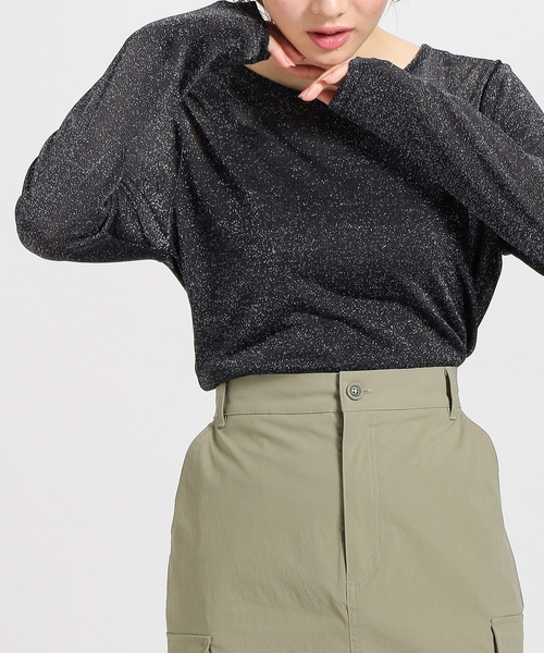 Honeys（ハニーズ）の「シアーラメ透けトップス（Tシャツ/カットソー・レディース・ブラック/ベージュ/ホワイト/ライトグレー・S/M/L）」の3枚目の写真