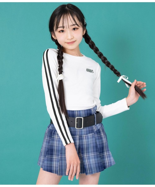 ANAP GｉRL（アナップガール）の「袖ライン入りリブトップス（Tシャツ/カットソー・キッズ・ブラック×ホワイト/ブラック/ホワイト・S/M/XS）」の2枚目の写真