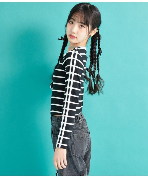 ANAP GｉRL（アナップガール）の「袖ライン入りリブトップス（Tシャツ/カットソー・キッズ・ブラック×ホワイト/ブラック/ホワイト・S/M/XS）」の19枚目の写真