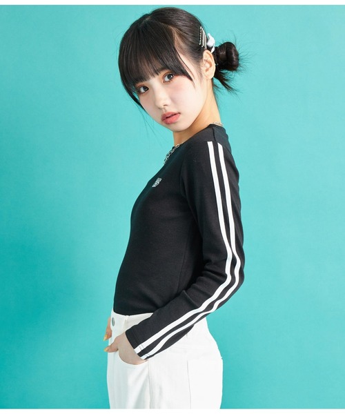 ANAP GｉRL（アナップガール）の「袖ライン入りリブトップス（Tシャツ/カットソー・キッズ・ブラック×ホワイト/ブラック/ホワイト・S/M/XS）」の12枚目の写真