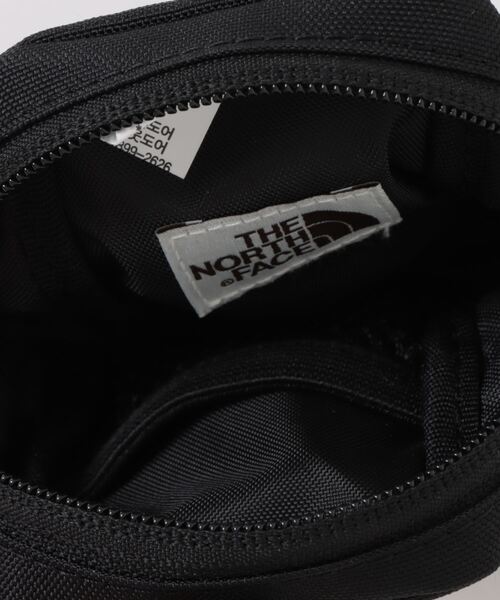 THE NORTH FACE（ザノースフェイス）の「【THE NORTH FACE / ザ・ノース・フェイス】WL MINI POUCH /ミニ ウエストポーチ カラビナ付（ボディバッグ/ウエストポーチ・メンズ・ブラック/アイボリー/ライトグリーン/ライトピンク・FREE）」の7枚目の写真