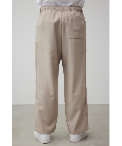AZUL by moussy(アズールバイマウジー)の「2タックライン刺繍ワイドパンツ(その他パンツ・メンズ・グレー/ベージュ・FREE)」の18枚目の写真