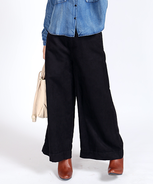 FREAK'S STORE（フリークスストア）の「フェイクスエードガウチョパンツ（その他パンツ・レディース・ブラウン/ブラック・SMALL/MEDIUM）」の2枚目の写真