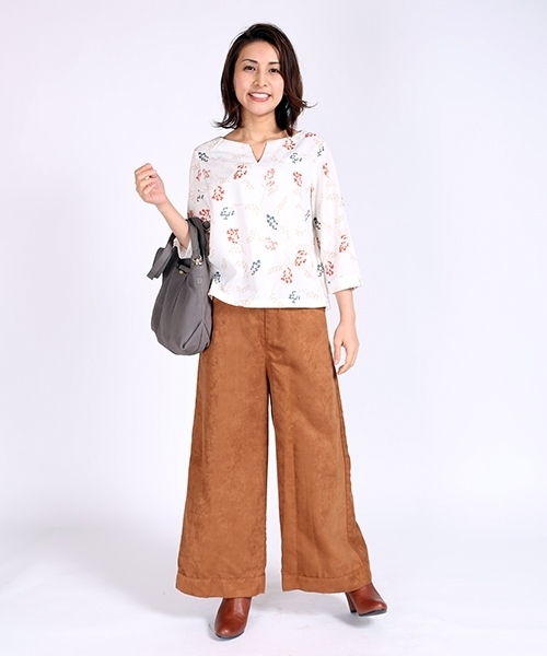 FREAK'S STORE（フリークスストア）の「フェイクスエードガウチョパンツ（その他パンツ・レディース・ブラウン/ブラック・SMALL/MEDIUM）」の3枚目の写真