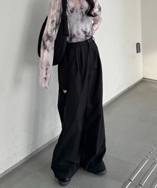 nemne store（ネンネストア）の「《Delfy》サイドカッティングスラックス（スラックス・レディース・グレー/ネイビー/ブラック・SMALL/MEDIUM）」の8枚目の写真