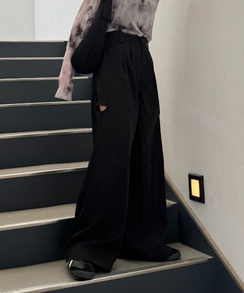 nemne store（ネンネストア）の「《Delfy》サイドカッティングスラックス（スラックス・レディース・グレー/ネイビー/ブラック・SMALL/MEDIUM）」の7枚目の写真