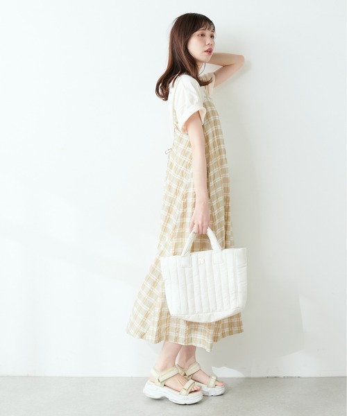 natural couture(ナチュラルクチュール)の「バックオープンワンピース(ワンピース・レディース・ブルー/グレー/ブラック/ベージュ・FREE)」の20枚目の写真