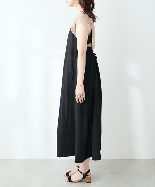 natural couture(ナチュラルクチュール)の「バックオープンワンピース(ワンピース・レディース・ブルー/グレー/ブラック/ベージュ・FREE)」の12枚目の写真