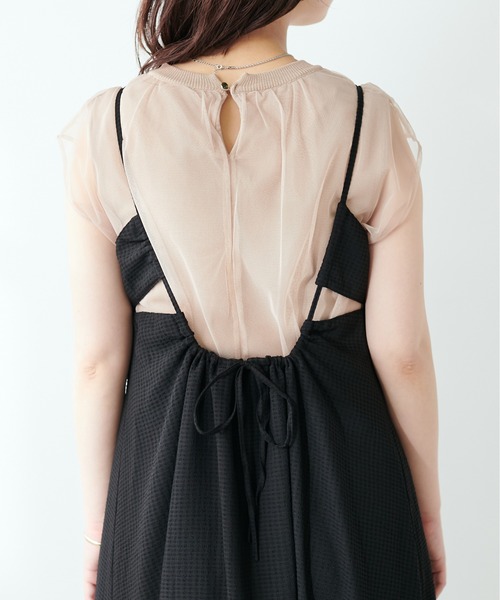 natural couture(ナチュラルクチュール)の「バックオープンワンピース(ワンピース・レディース・ブルー/グレー/ブラック/ベージュ・FREE)」の10枚目の写真