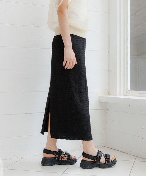 LAKOLE（ラコレ）の「シャーリングナロースカート / 118342（スカート・レディース・ライム/ブルー/ブラック/アイボリー・FREE）」の8枚目の写真