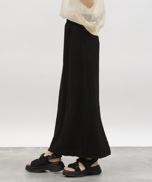 LAKOLE（ラコレ）の「シャーリングナロースカート / 118342（スカート・レディース・ライム/ブルー/ブラック/アイボリー・FREE）」の14枚目の写真