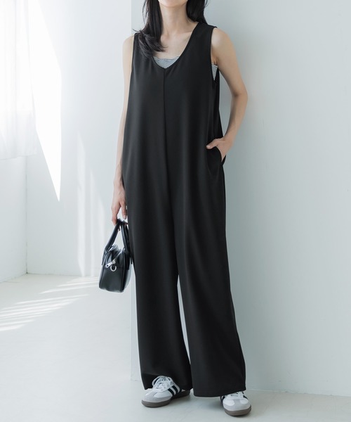 新品　Vネックサロペット coca（coca）（コカ）の「カットジョーゼットVネックサロペット
