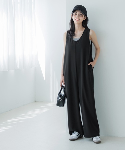 coca（coca）（コカ）の「カットジョーゼットVネックサロペット（サロペット/オーバーオール・レディース・ブラック・L/M）」の5枚目の写真