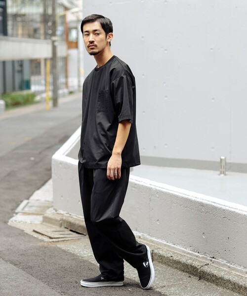 B:MING by BEAMS(ビーミングバイビームス)の「ストレッチ メッシュ ソリッド ポケットTシャツ(Tシャツ/カットソー・メンズ・ブラック/ブラウン系その他5・SMALL/MEDIUM/LARGE/X-LARGE)」の4枚目の写真