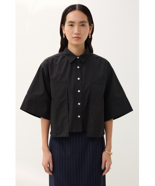 crie conforto(クリーコンフォルト)の「クロップドシャツ(シャツ/ブラウス・レディース・オフホワイト/ブラック/ライトブルー・FREE)」の8枚目の写真