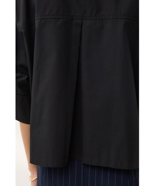 crie conforto(クリーコンフォルト)の「クロップドシャツ(シャツ/ブラウス・レディース・オフホワイト/ブラック/ライトブルー・FREE)」の11枚目の写真