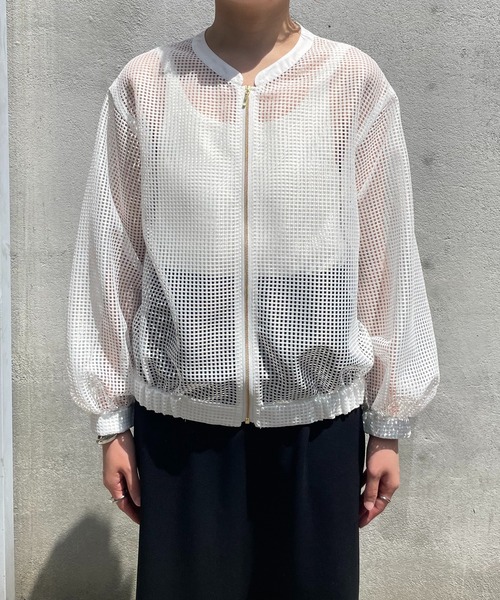 COLLAGE GALLARDAGALANTE（コラージュガリャルダガランテ）の「スクエアメッシュブルゾン（ブルゾン・レディース・オフホワイト/ネイビー・FREE）」の9枚目の写真