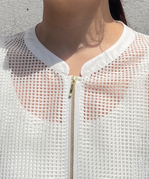 COLLAGE GALLARDAGALANTE（コラージュガリャルダガランテ）の「スクエアメッシュブルゾン（ブルゾン・レディース・オフホワイト/ネイビー・FREE）」の12枚目の写真