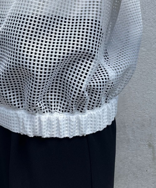 COLLAGE GALLARDAGALANTE（コラージュガリャルダガランテ）の「スクエアメッシュブルゾン（ブルゾン・レディース・オフホワイト/ネイビー・FREE）」の3枚目の写真