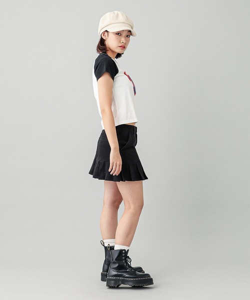 X-girl（エックスガール）の「BURNING HEART RAGLAN S/S BABY TEE（Tシャツ/カットソー・レディース・ブラック/ホワイト/パープル・S/M）」の10枚目の写真