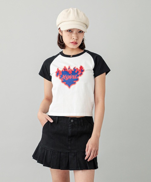 X-girl（エックスガール）の「BURNING HEART RAGLAN S/S BABY TEE（Tシャツ/カットソー・レディース・ブラック/ホワイト/パープル・S/M）」の5枚目の写真