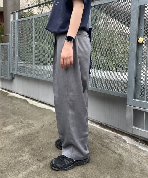 BROKEN BASE（ブロークンベース）の「タックワイドスラックス