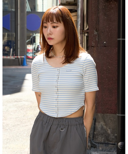 MAGPIEROBIN(マグパイロビン)の「MAGPIE ROBIN/ボーダースナップ カーディガン(カーディガン/ボレロ・レディース・ライトブルー/ブラック/グレー・FREE)」の3枚目の写真